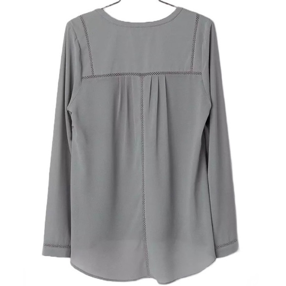 BKE Gray Sheer Silky Henley Tunic Sz S Embellished Gem Buttons Crochet Insets - Picture 2 of 13